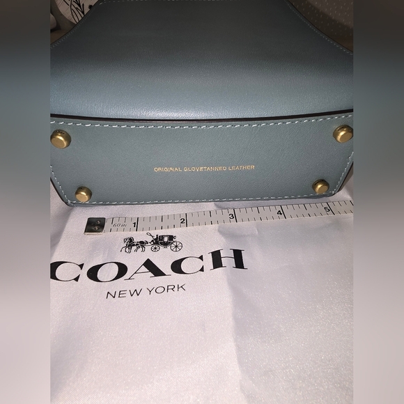 COACH Mini Cashin Tote - Picture 11 of 16